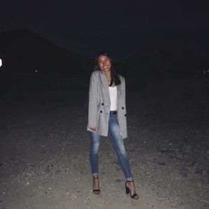 Meet your Posher, Anika